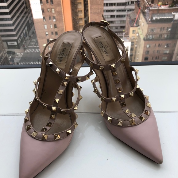 Original Valentino leather pump heels in used fair condition - Picture 3 of 10